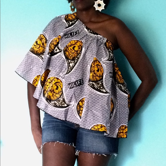 One in Two wear🌹🌹🌹 - Picture 1 of 3